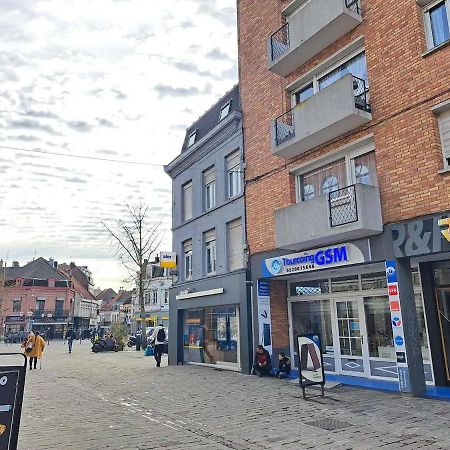 Magnifique T3 Avec Balcon Au Pied Du Metro Colbert Apartamento Tourcoing Exterior foto