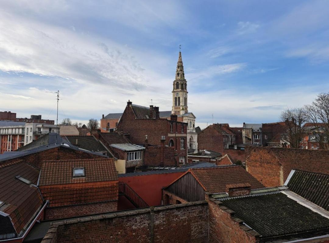 Magnifique T3 Avec Balcon Au Pied Du Metro Colbert Apartamento Tourcoing Exterior foto