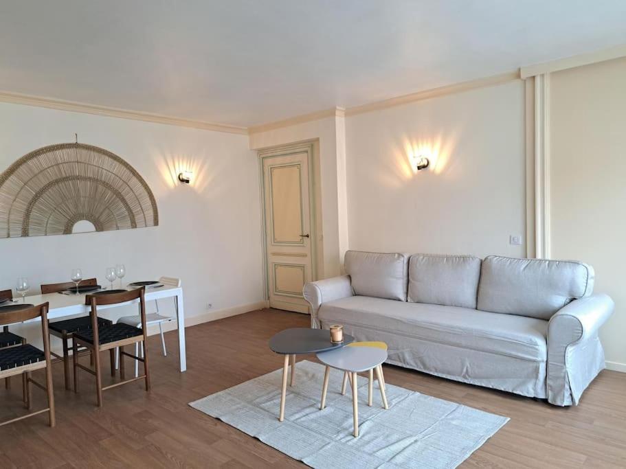 Magnifique T3 Avec Balcon Au Pied Du Metro Colbert Apartamento Tourcoing Exterior foto