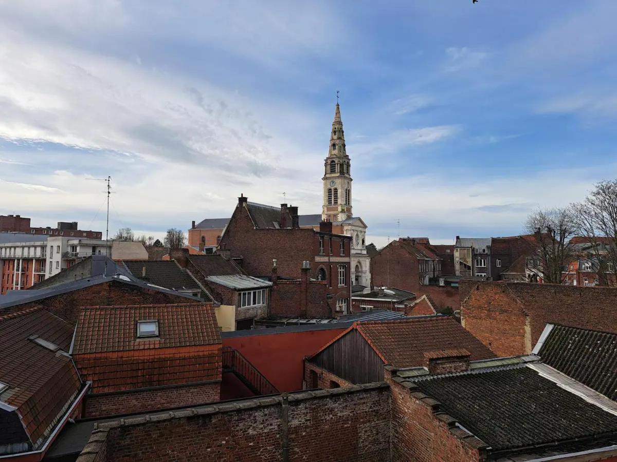 Magnifique T3 Avec Balcon Au Pied Du Metro Colbert Apartamento Tourcoing Exterior foto